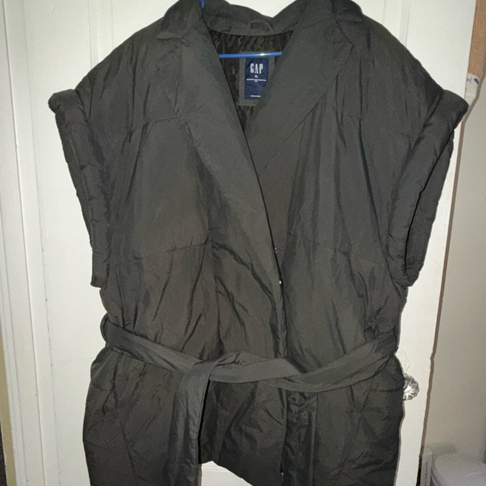 GAP Dark Green Puffer Vest